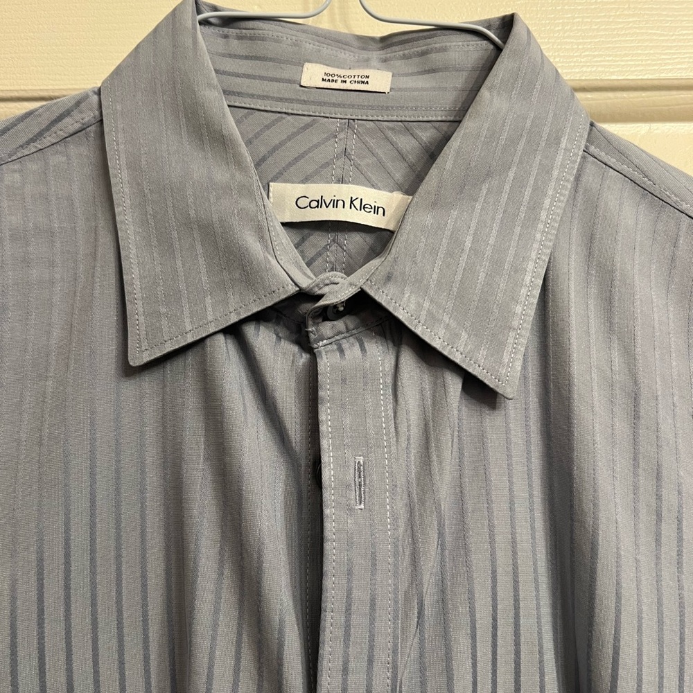 Calvin Klein Mens Dress Shirt Size Medium
